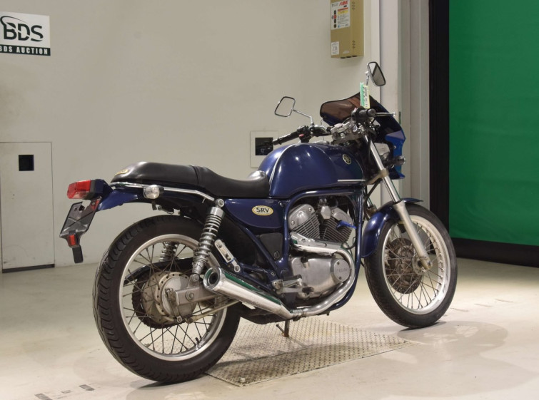 Мотоцикл Yamaha SRV250