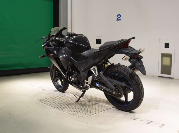 Мотоцикл Honda CBR250RA