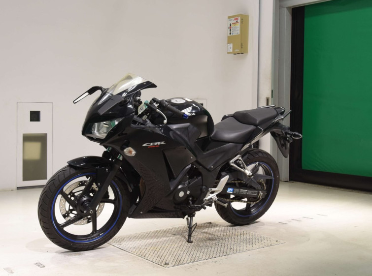 Мотоцикл Honda CBR250RA