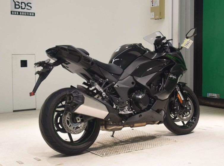 Мотоцикл Kawasaki NINJA1100SX с пробегом 353 km