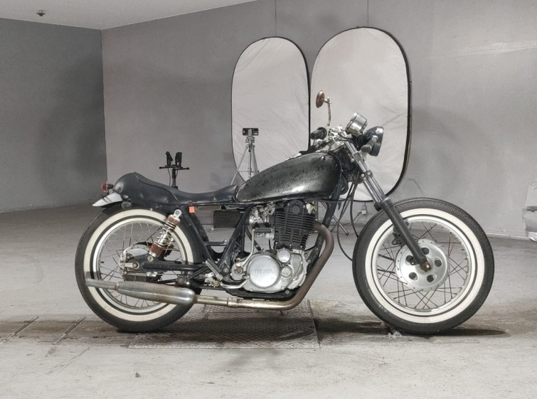 Мотоцикл Yamaha SR400 з пробігом 20272 km