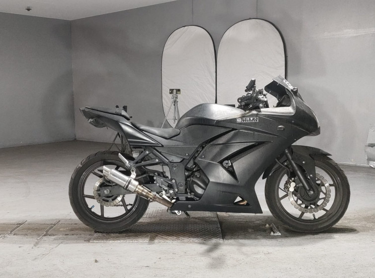 Мотоцикл Kawasaki NINJA250R с пробегом 60796 km