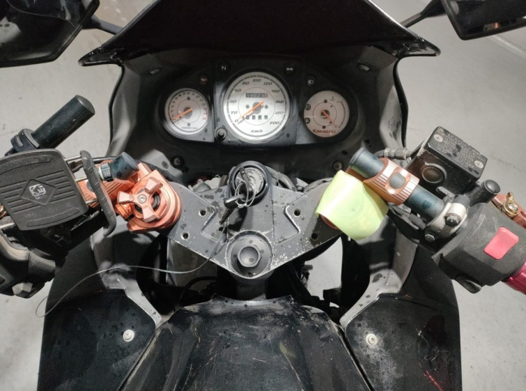 Мотоцикл Kawasaki NINJA250R с пробегом 39224 km