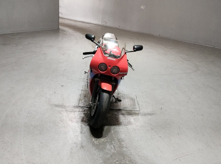 Мотоцикл Honda VFR400R с пробегом 31436 km