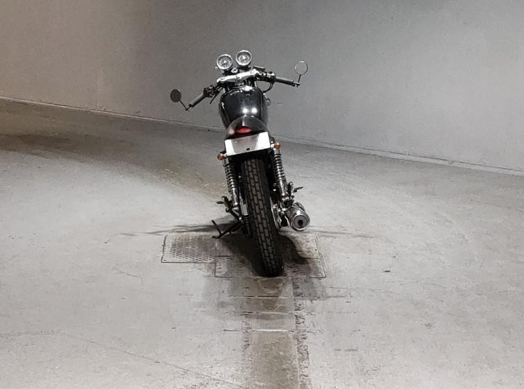 Мотоцикл Yamaha SR400 с пробегом 21653 km