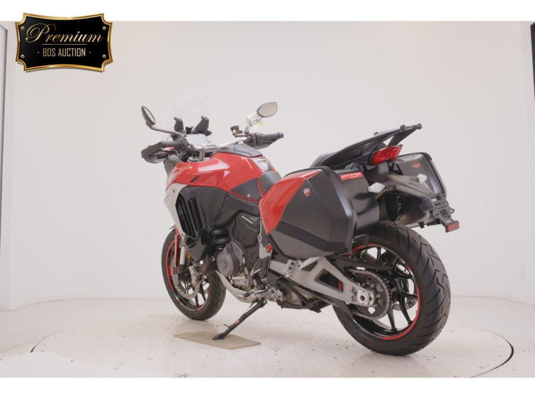 Мотоцикл Ducati multi strada v4s с пробегом 6716 km