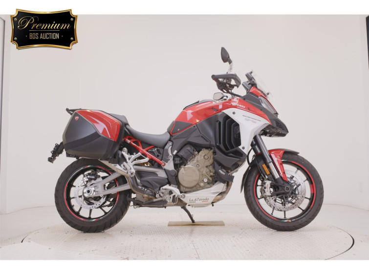 Мотоцикл Ducati multi strada v4s с пробегом 6716 km