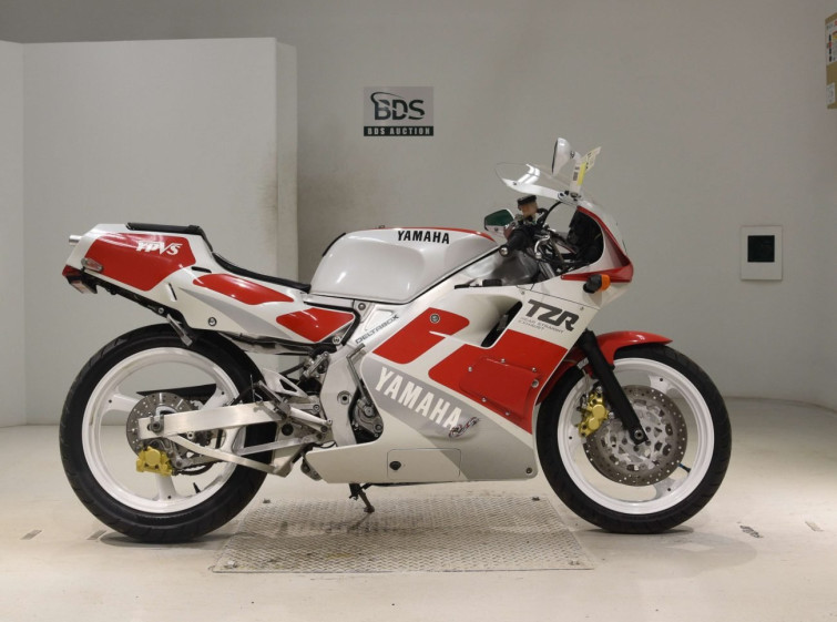 Мотоцикл Yamaha TZR250-3 з пробігом 10507 km