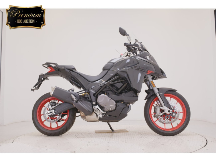 Мотоцикл Ducati multi strada v2s с пробегом 2380 km