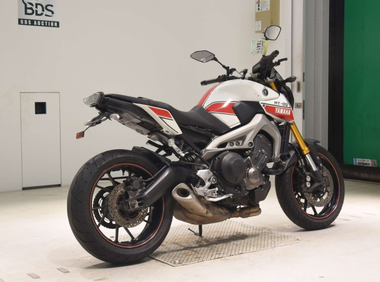 Мотоцикл Yamaha MT-09