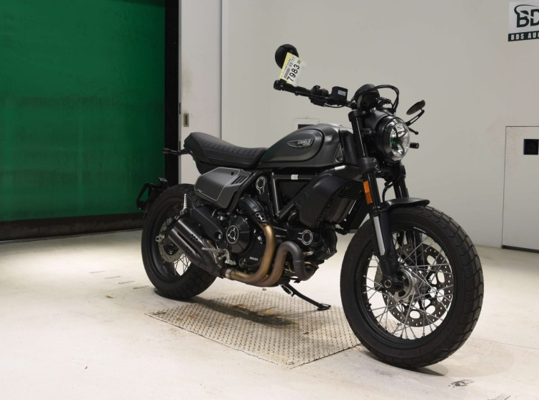 Мотоцикл Ducati SCRAMBLER NIGHT SHIFT с пробегом 7812 km