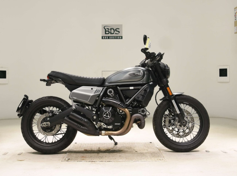 Мотоцикл Ducati SCRAMBLER NIGHT SHIFT с пробегом 7812 km