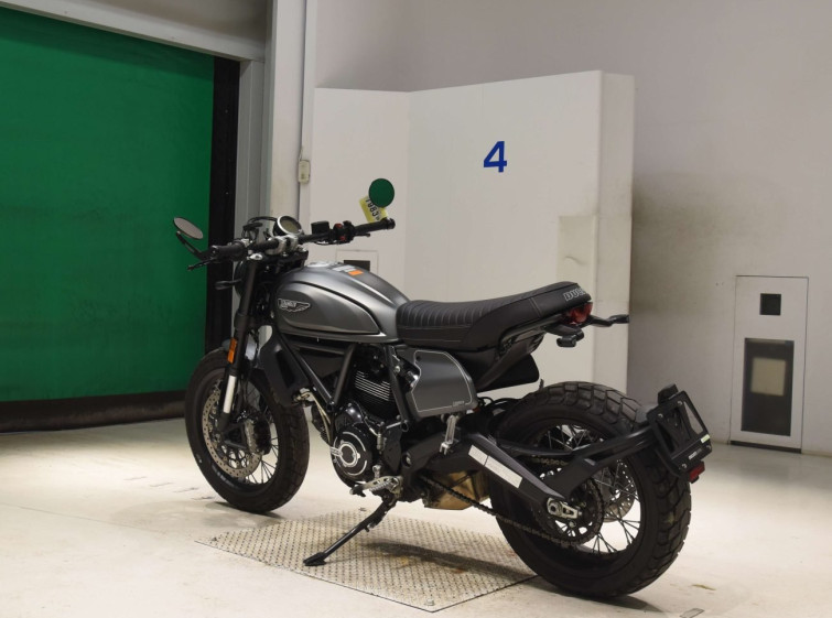 Мотоцикл Ducati SCRAMBLER NIGHT SHIFT с пробегом 7812 km