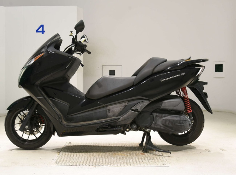 Мотоцикл Honda FORZA SIA с пробегом 25245 km