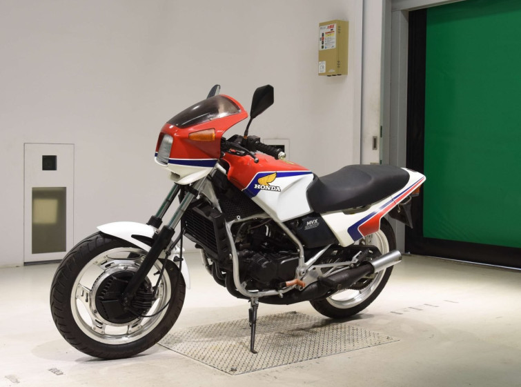 Мотоцикл Honda MVX250F з пробігом 11746 km