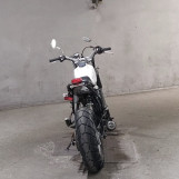 Мотоцикл Yamaha TW200 з пробігом 241 km