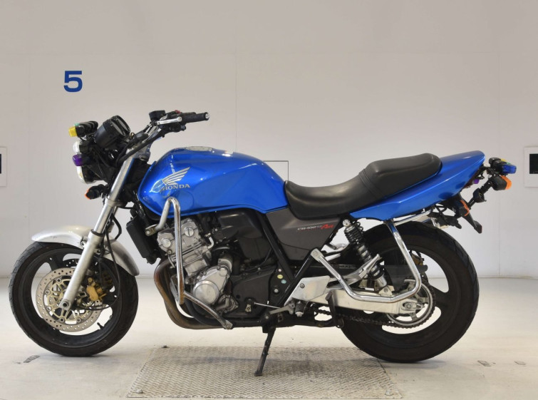 Мотоцикл Honda CB400SFVK с пробегом 28511 km