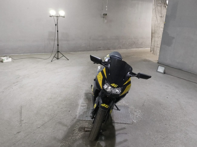 Мотоцикл Kawasaki NINJA250R с пробегом 14168 km