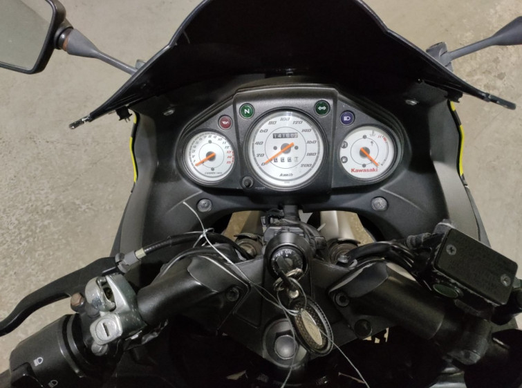 Мотоцикл Kawasaki NINJA250R с пробегом 14168 km