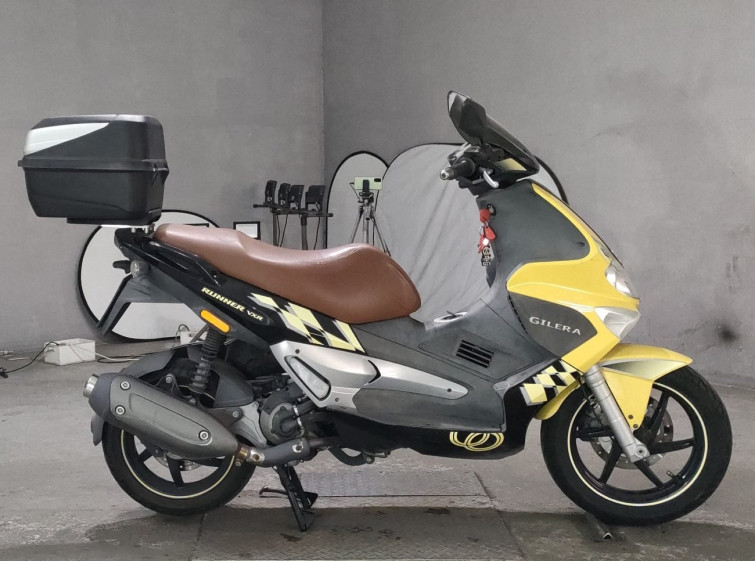 Мотоцикл Gilera ﾗﾝﾅｰVXR200 4T с пробегом 13298 km