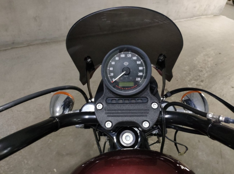 Мотоцикл HD XL883R с пробегом 15772 km