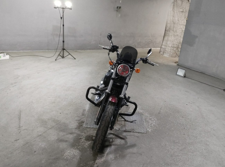 Мотоцикл HD XL883R с пробегом 15772 km