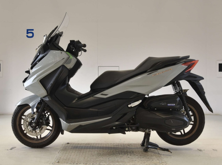 Мотоцикл Honda FORZA-6 с пробегом 21405 km