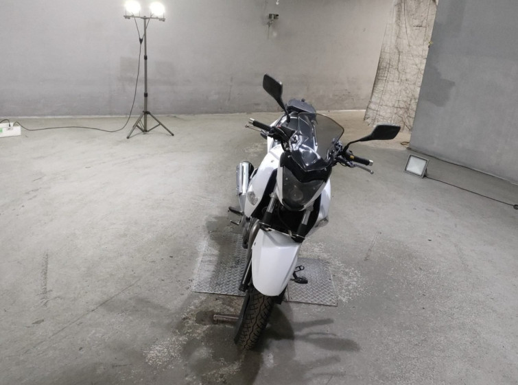 Мотоцикл Suzuki GSR250 с пробегом 61759 km