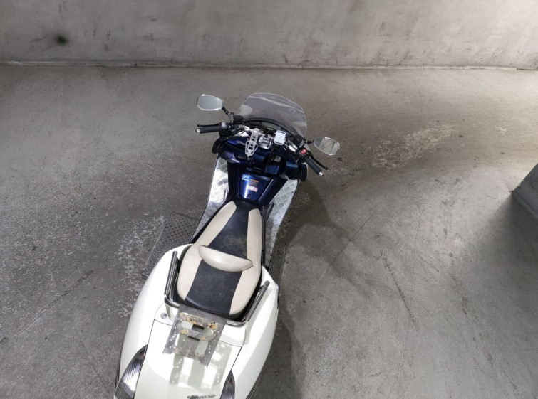 Мотоцикл Yamaha MAXAM250 с пробегом 14031 km