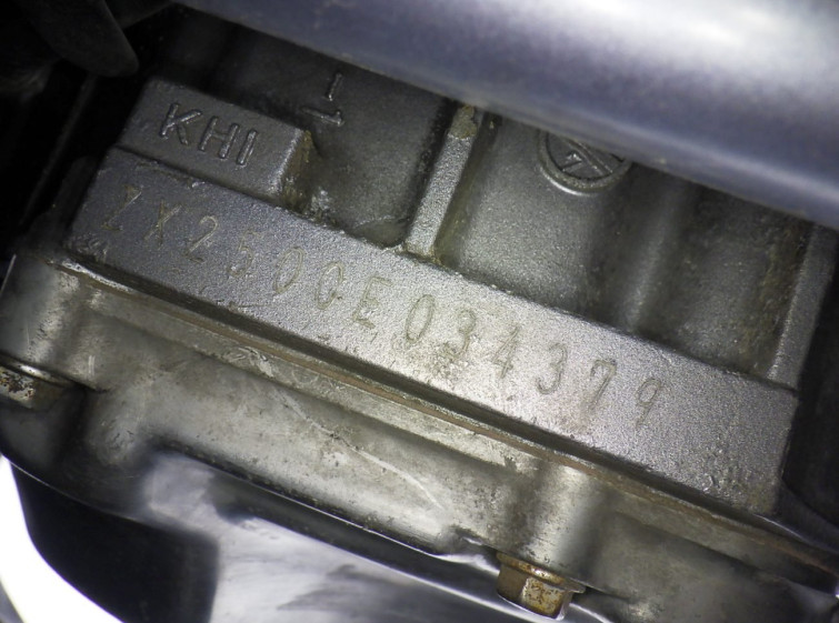 Мотоцикл Kawasaki BALIUS ZR250