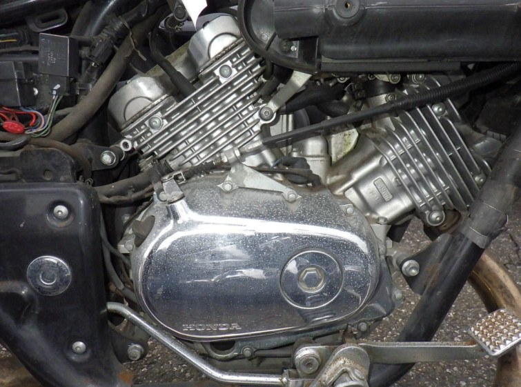 Мотоцикл Honda MAGNA250