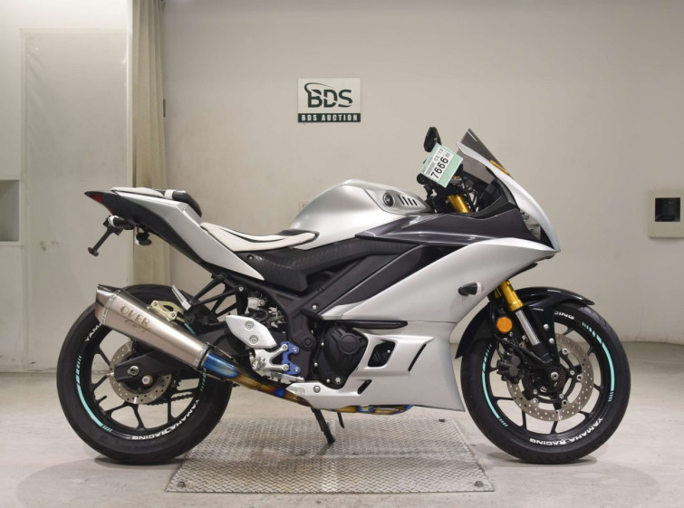 Мотоцикл Yamaha YZF-R3 з пробігом 11510 km