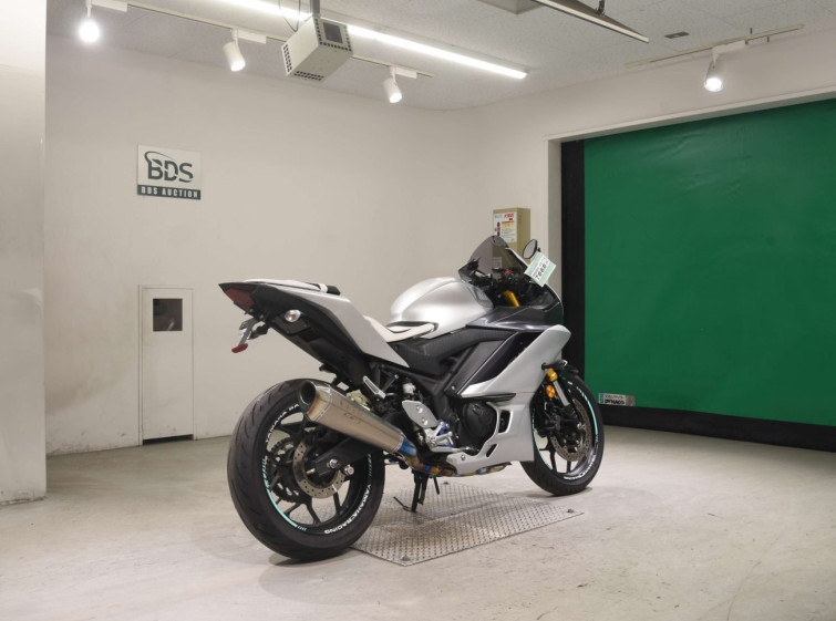 Мотоцикл Yamaha YZF-R3 з пробігом 11510 km