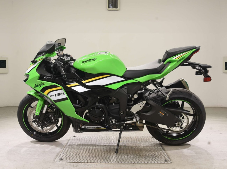 Мотоцикл Kawasaki ZX-6R с пробегом 653 km