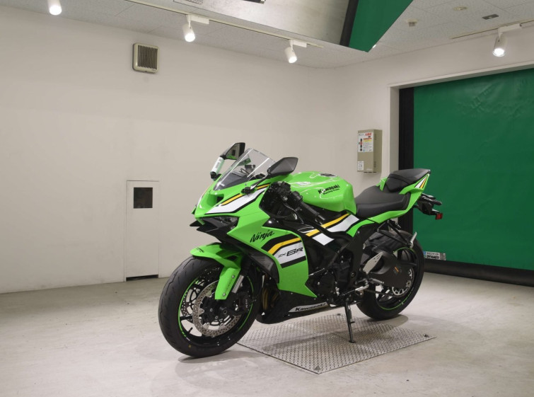 Мотоцикл Kawasaki ZX-6R с пробегом 653 km
