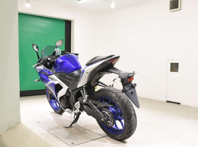 Мотоцикл Yamaha YZF-R25 с пробегом 11735 km