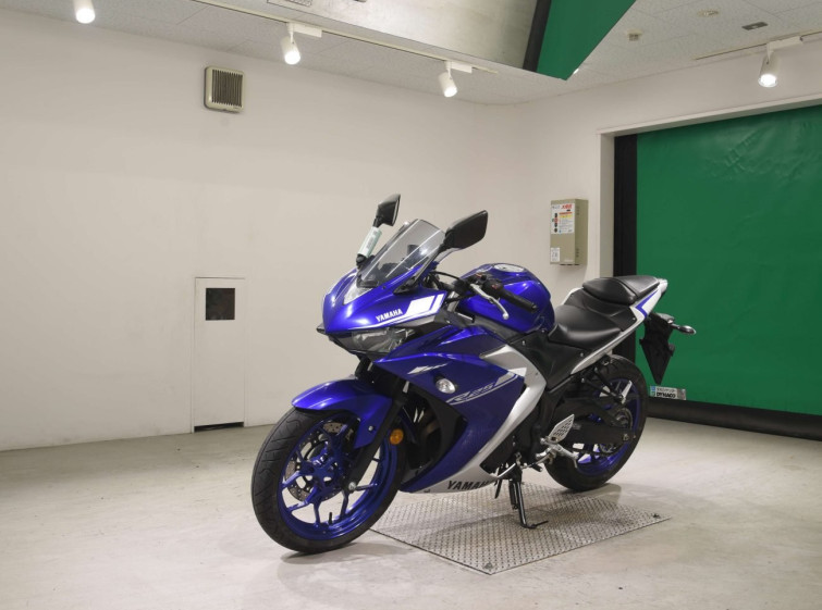 Мотоцикл Yamaha YZF-R25 с пробегом 11735 km