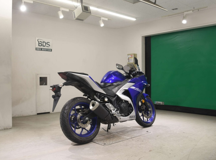 Мотоцикл Yamaha YZF-R25 с пробегом 11735 km