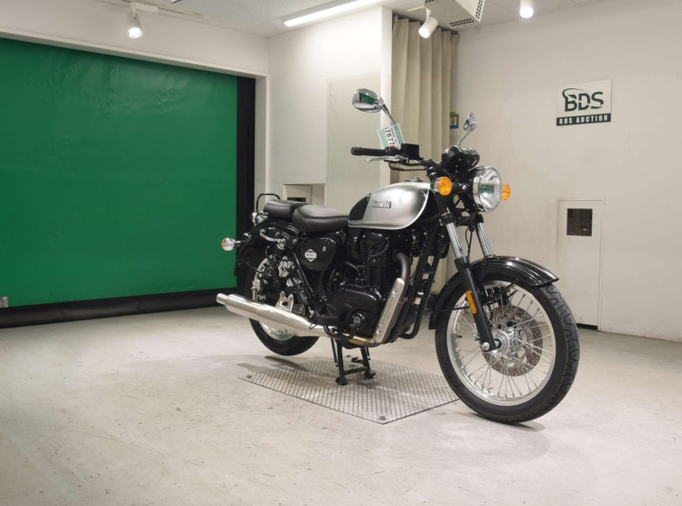 Мотоцикл Kawasaki in pe rear -re400 з пробігом 12604 km