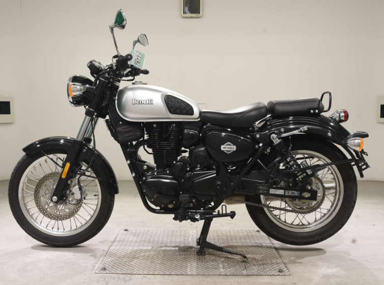 Мотоцикл Kawasaki in pe rear -re400 з пробігом 12604 km