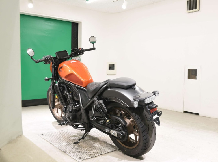 Мотоцикл Honda rebel 1100t