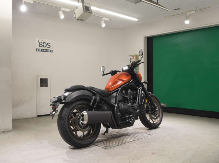 Мотоцикл Honda rebel 1100t