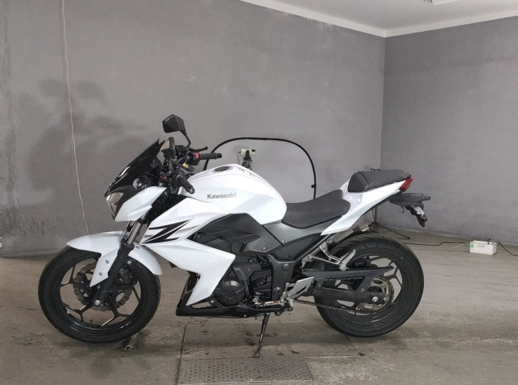 Мотоцикл Kawasaki Z250 с пробегом 13879 km