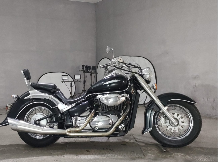 Мотоцикл Suzuki INTRUDER 400 CLASSIC с пробегом 24461 km