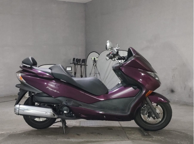 Мотоцикл Honda FORZA Z з пробігом 5723 km