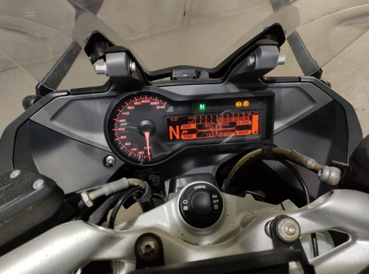 Мотоцикл BMW R1200RS с пробегом 8647 km