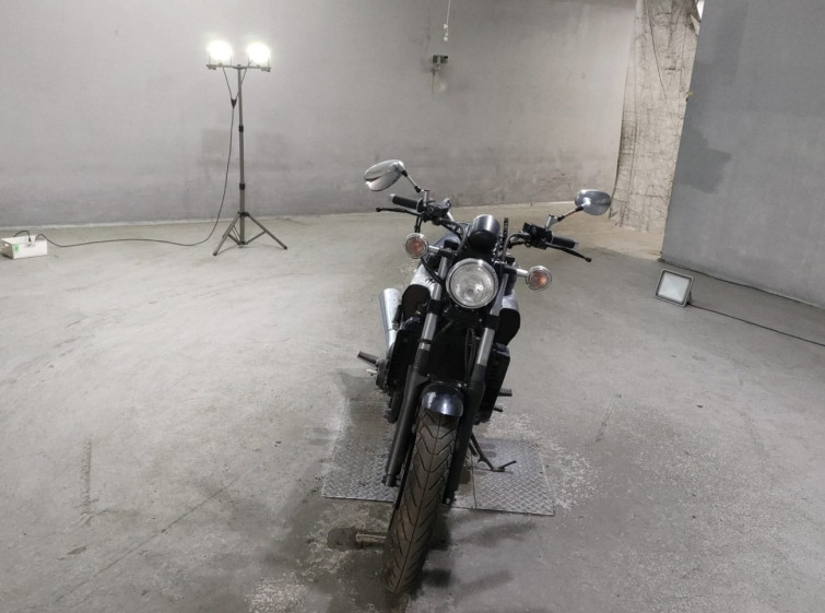 Мотоцикл Yamaha V-MAX1200 з пробігом 1936 km