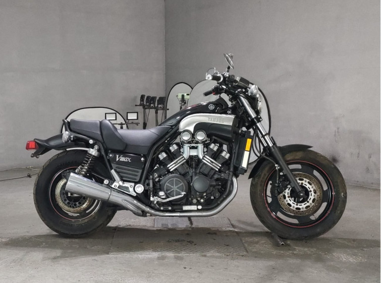 Мотоцикл Yamaha V-MAX1200 з пробігом 1936 km