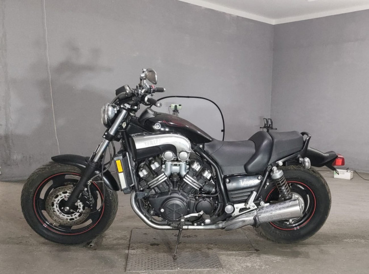 Мотоцикл Yamaha V-MAX1200 з пробігом 1936 km