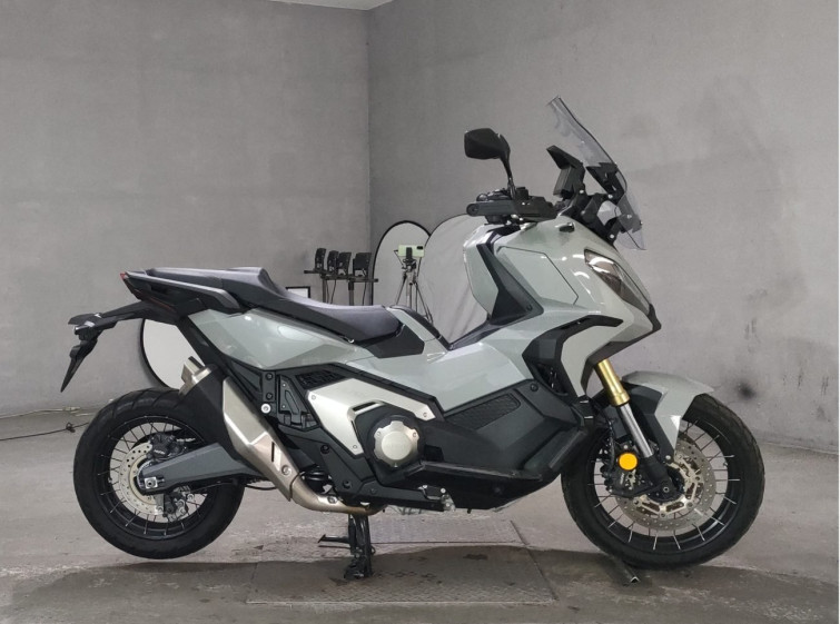 Мотоцикл Honda X-ADV750 с пробегом 4448 km